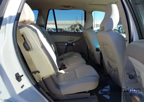 2011 Volvo Xc90 3.2 z USA, uszkodzony, nr VIN YV4952CY4B1604487